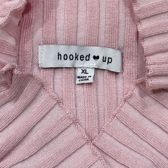 💗 Hooked Up by IOT Ribbed Mock Neck Sweater — Soft Pink — XL - Picture 6 of 6